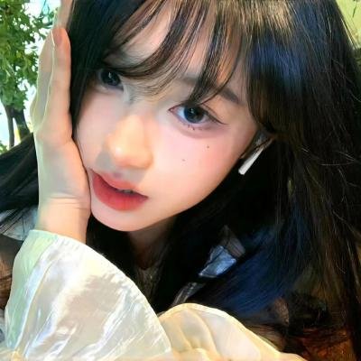 赛马女孩